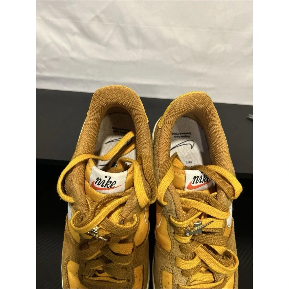 Nike women air